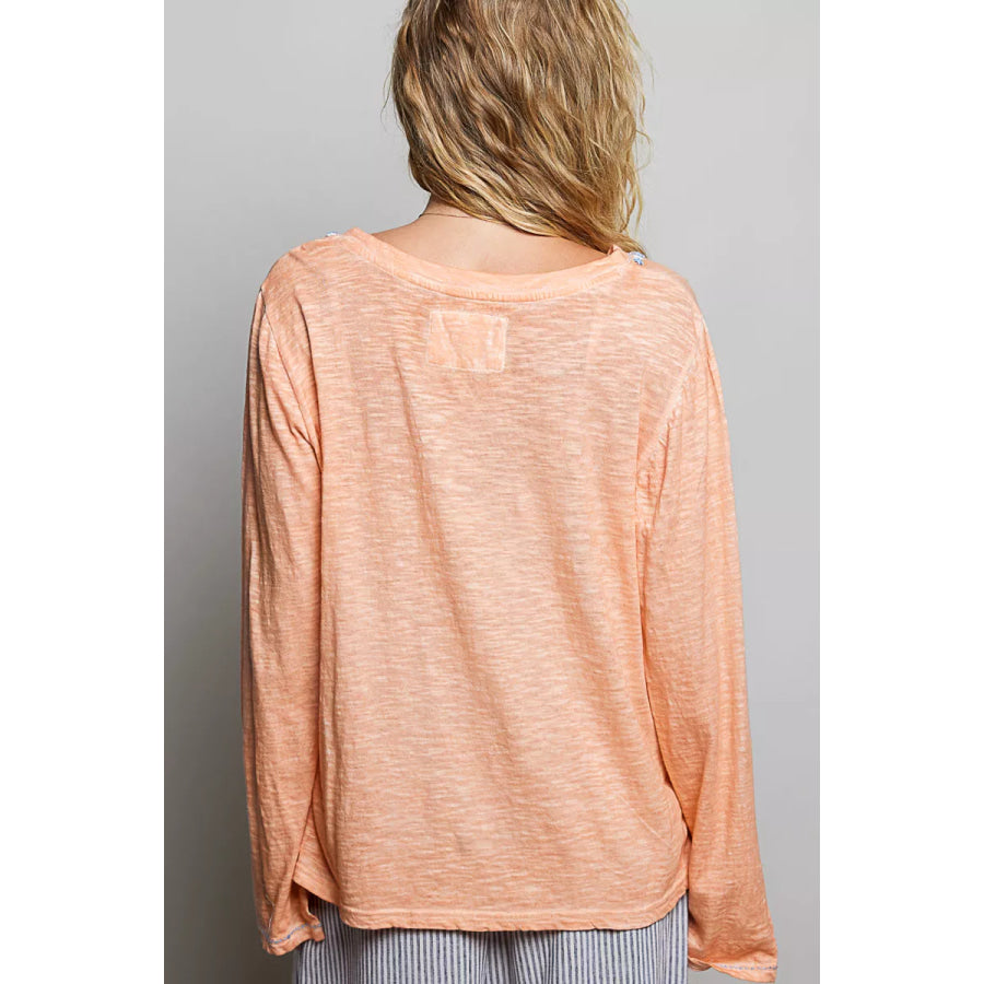 POL Contrast Stitch V-Neck Lightweight Knit Long Sleeve Top Apparel and Accessories