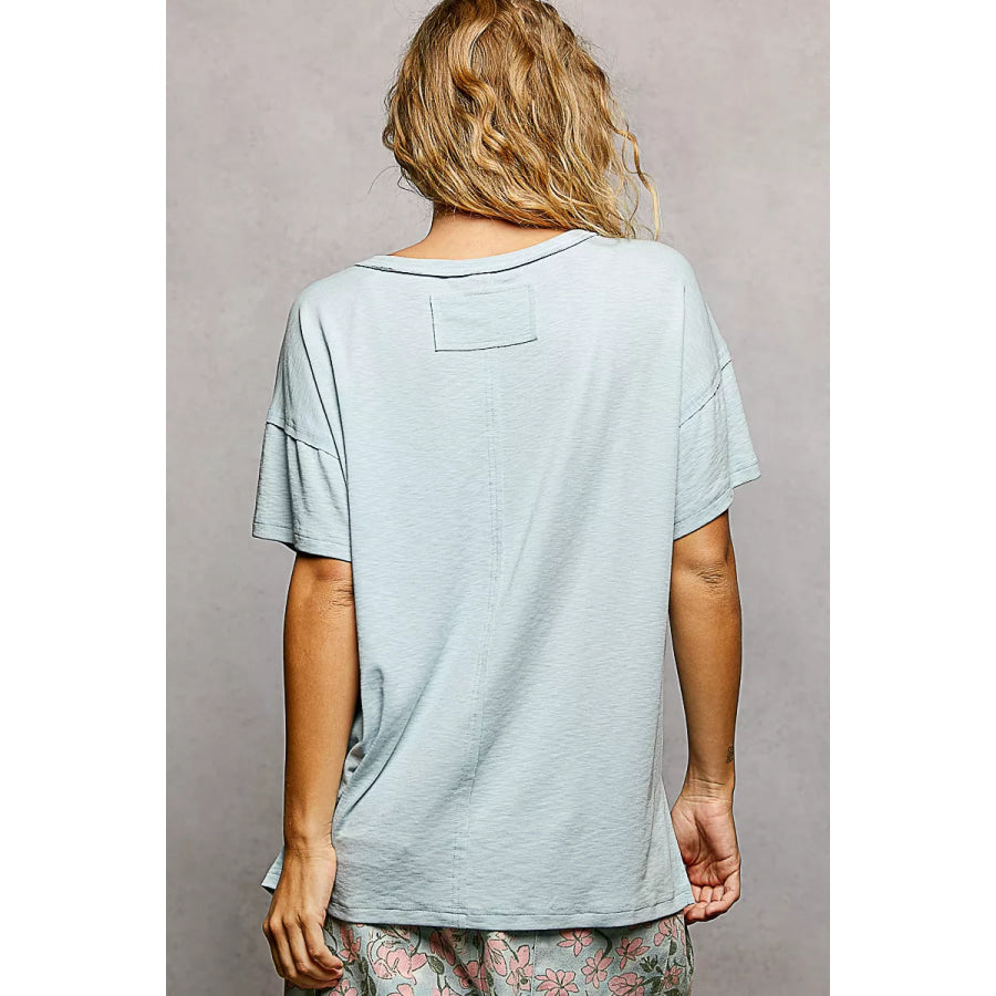 POL Round Neck Short Sleeve T-Shirt with High Low Hem Apparel and Accessories