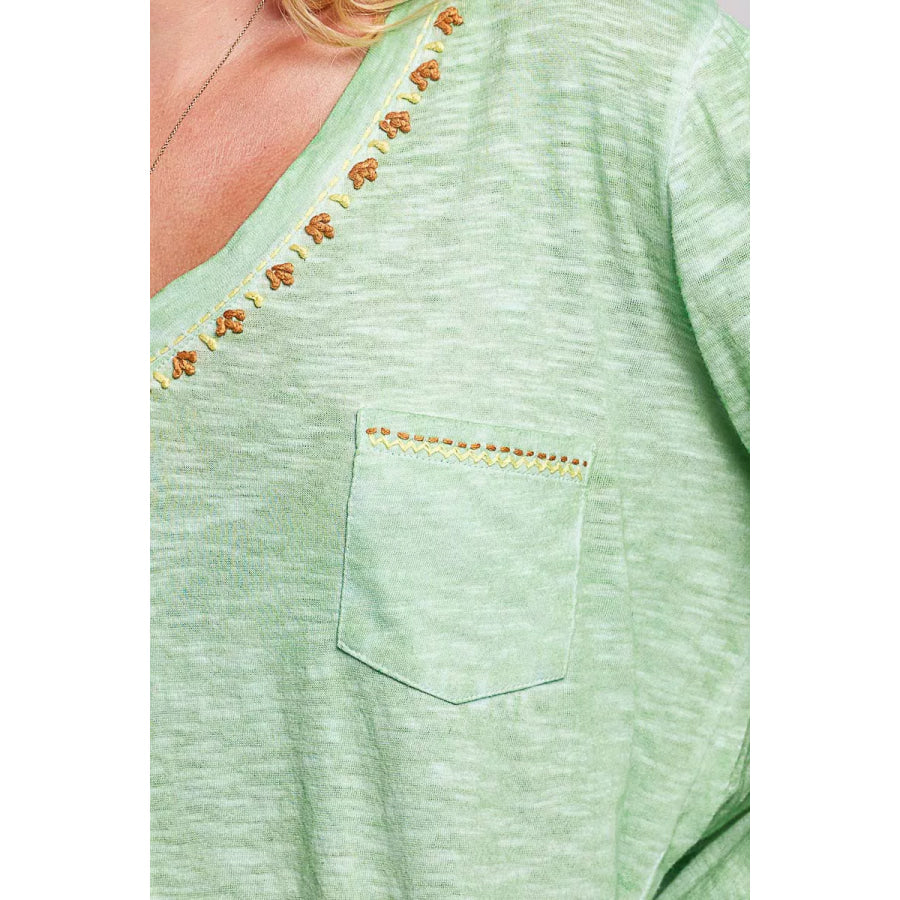 POL V-Neck Contrast Stitch Lightweight Knit Long Sleeve Top Apparel and Accessories