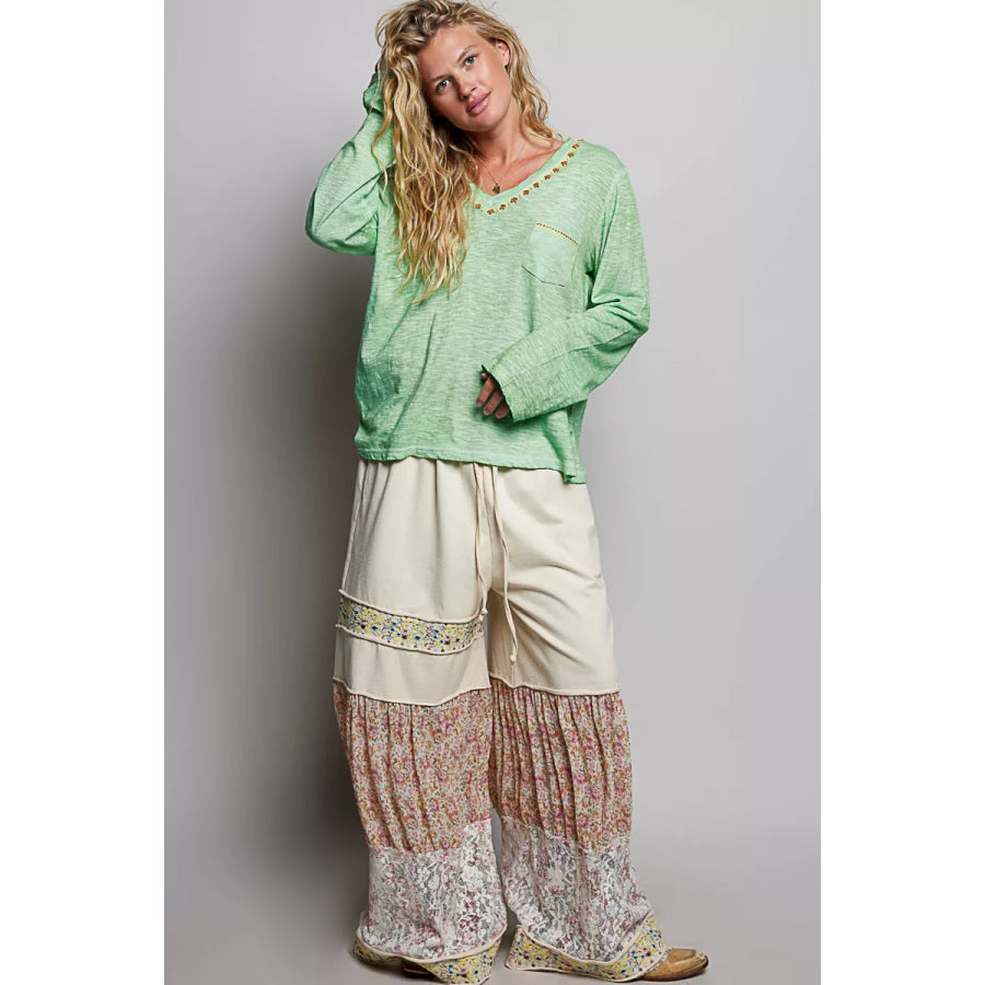 POL V-Neck Contrast Stitch Lightweight Knit Long Sleeve Top Apparel and Accessories