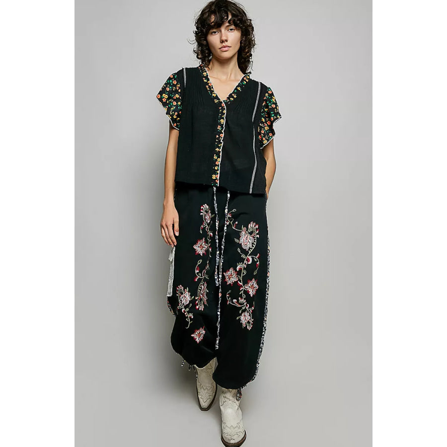 POL V-Neck Floral Ruffle Sleeve Blouse Apparel and Accessories