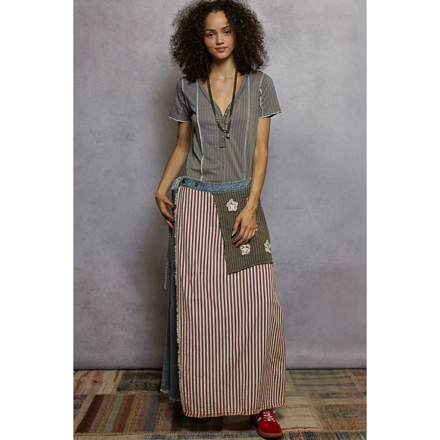 POL V-Neck Short Sleeve Top with Stitch Seam Detail Apparel and Accessories