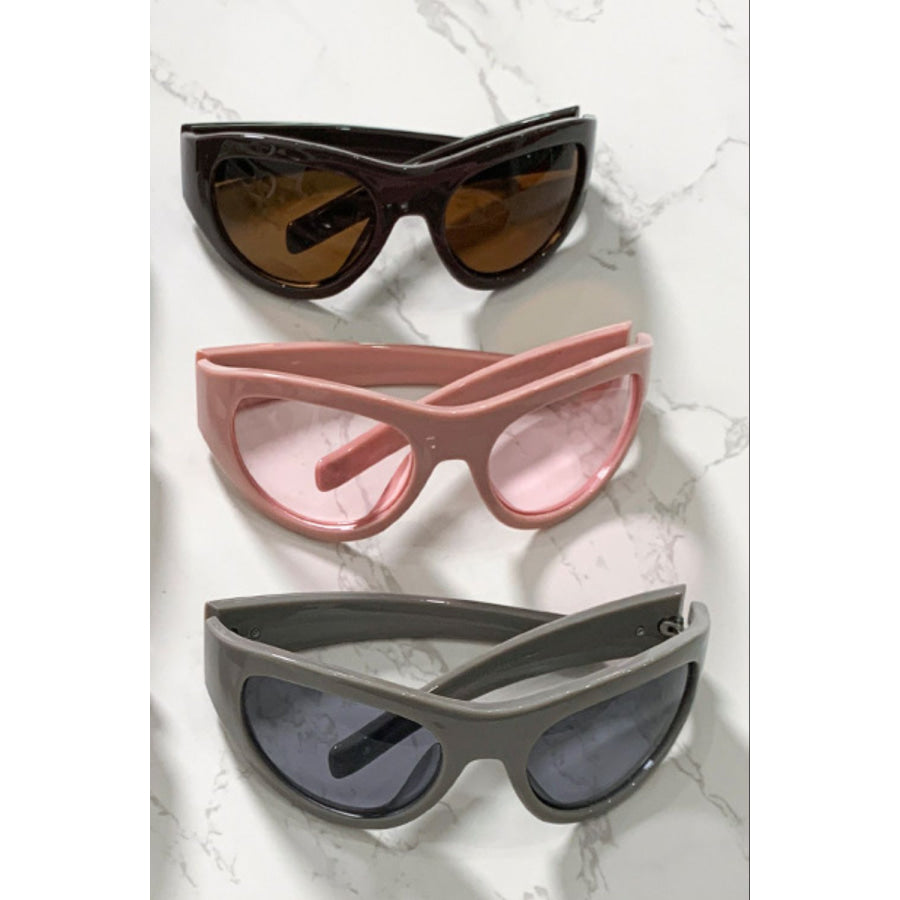 Polycarbonate Frame Cat-Eye Sunglasses Apparel and Accessories