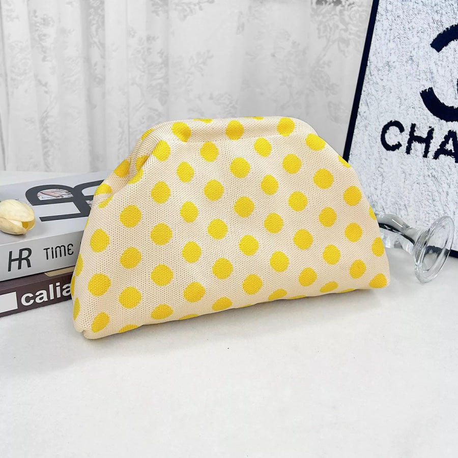Portable Contrast Knit Clutch Style R / One Size Apparel and Accessories