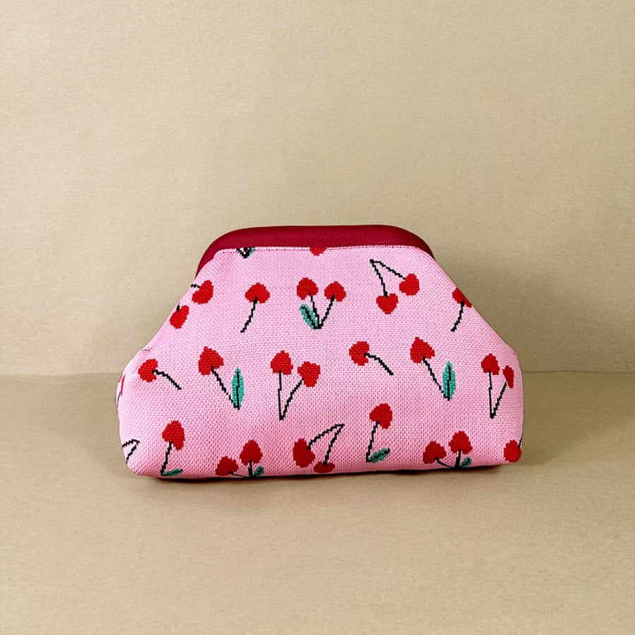 Portable Contrast Knit Clutch Style W / One Size Apparel and Accessories