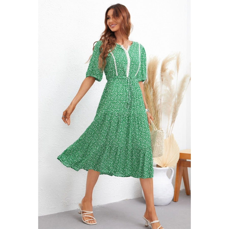 Printed Drawstring Waist Notched Neck Dress Mid Green / S