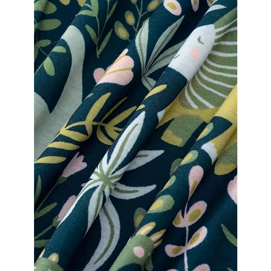 Printed Elastic Waist Skirt Apparel and Accessories