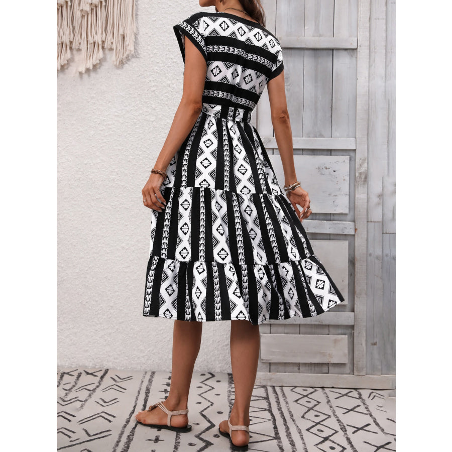 Printed Round Neck Cap Sleeve Dress Apparel and Accessories