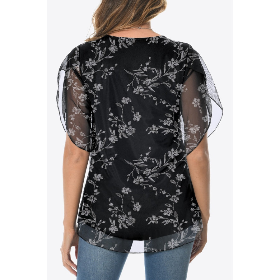 Printed Round Neck Curved Hem Blouse