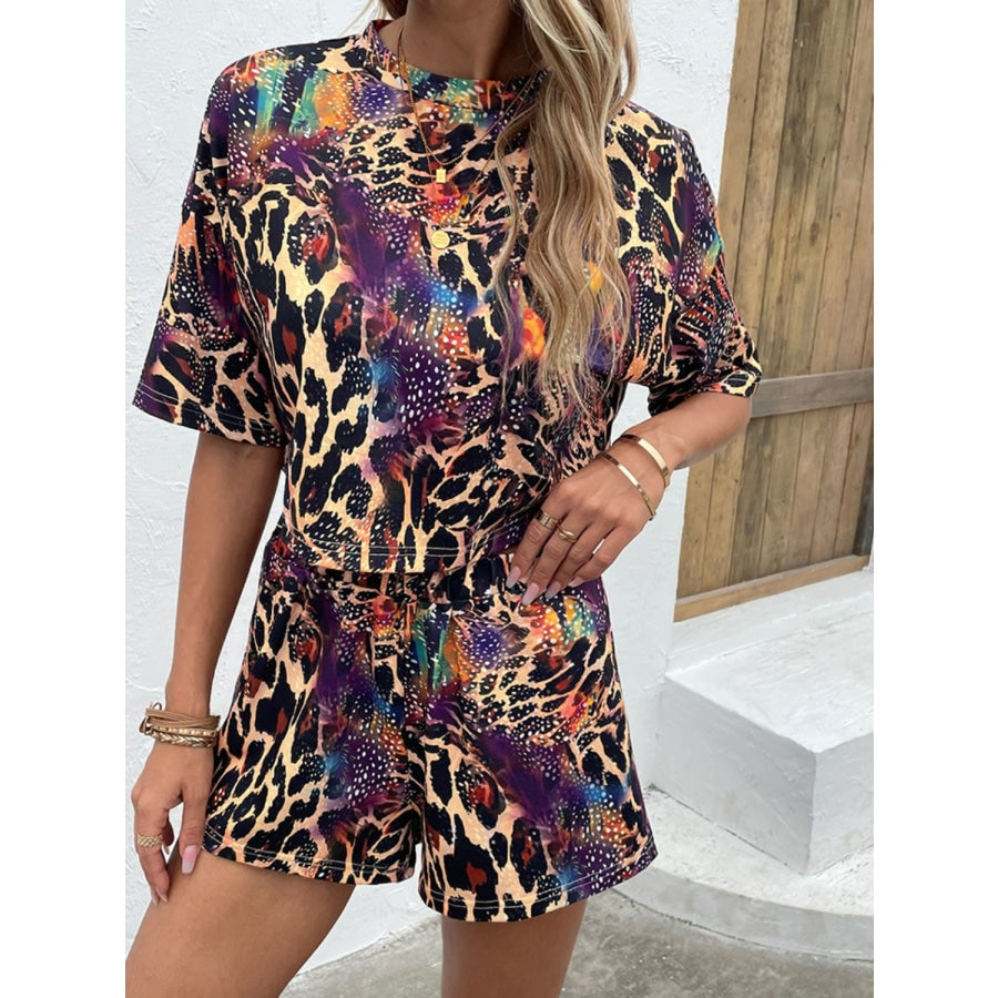 Printed Round Neck Dropped Shoulder Half Sleeve Top and Shorts Set