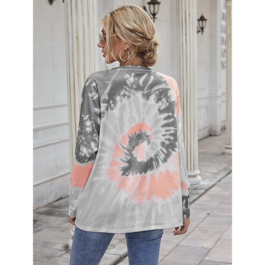 Printed Round Neck Raglan Sleeve Tee