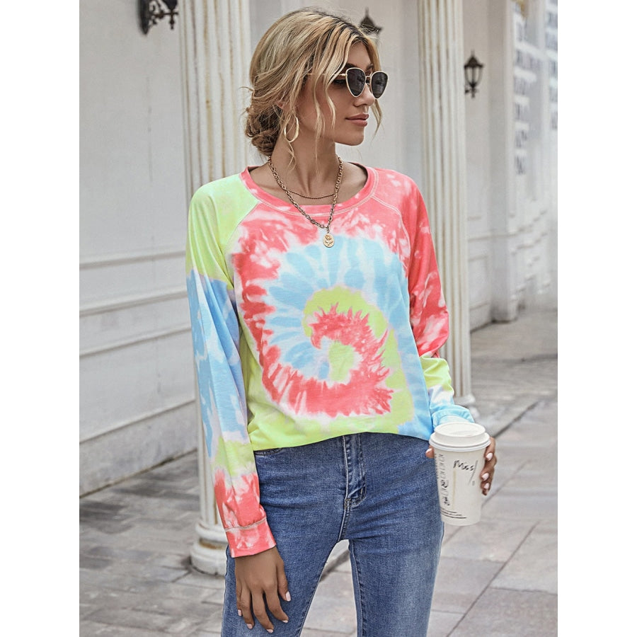 Printed Round Neck Raglan Sleeve Tee