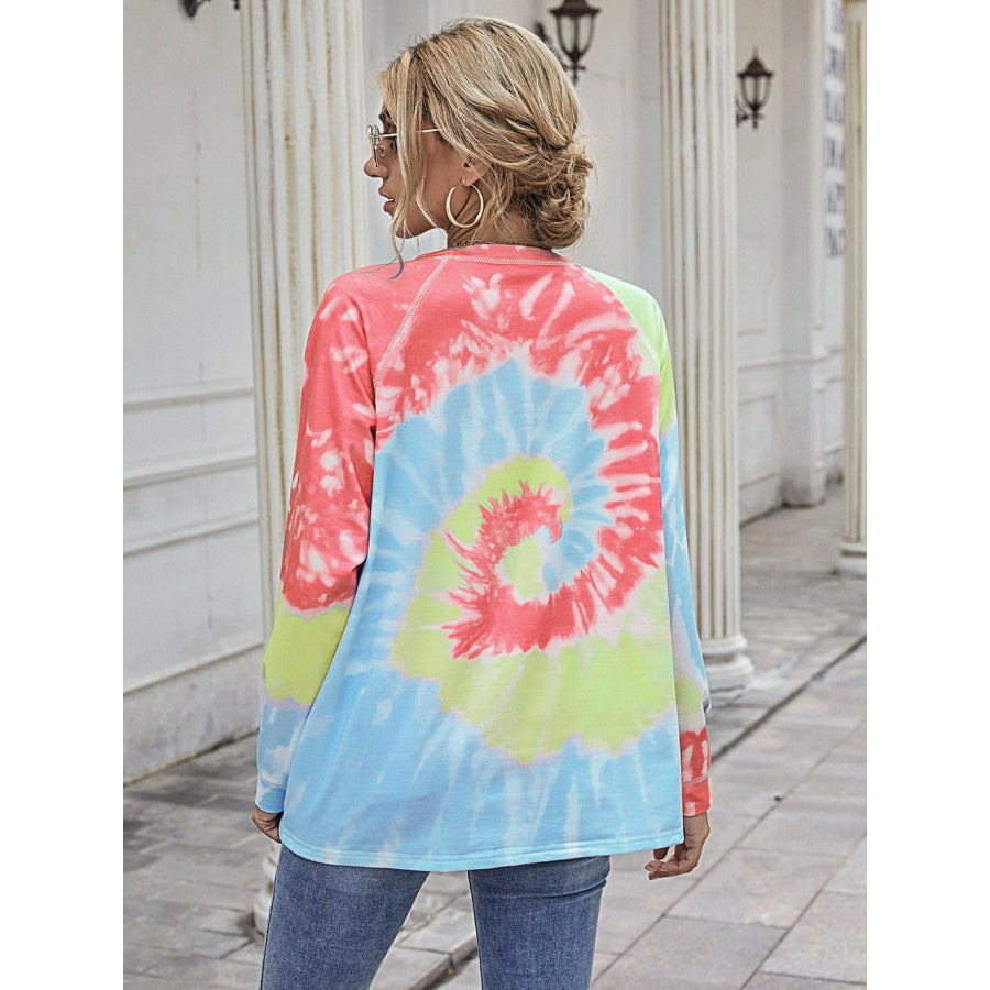 Printed Round Neck Raglan Sleeve Tee