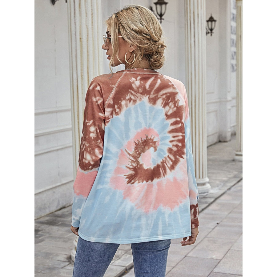 Printed Round Neck Raglan Sleeve Tee