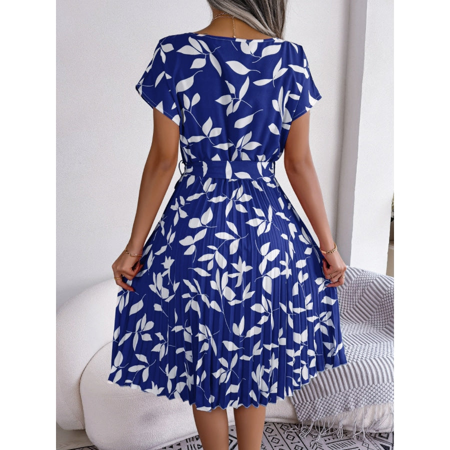 Printed Round Neck Short Sleeve Pleated Dress