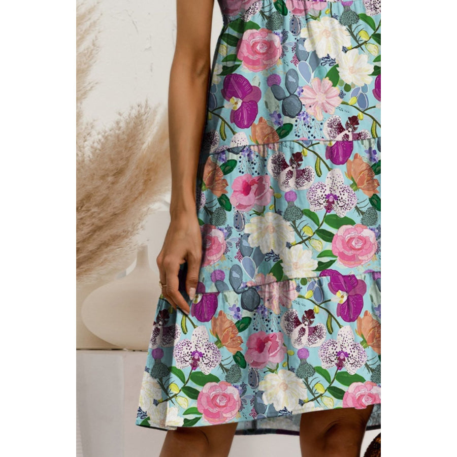 Printed Round Neck Sleeveless Tiered Dress Apparel and Accessories