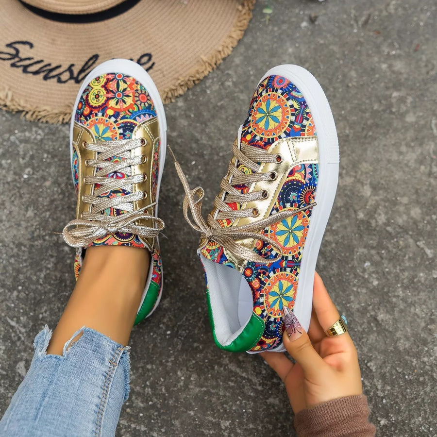 Printed Round Toe Sneakers Color / 36