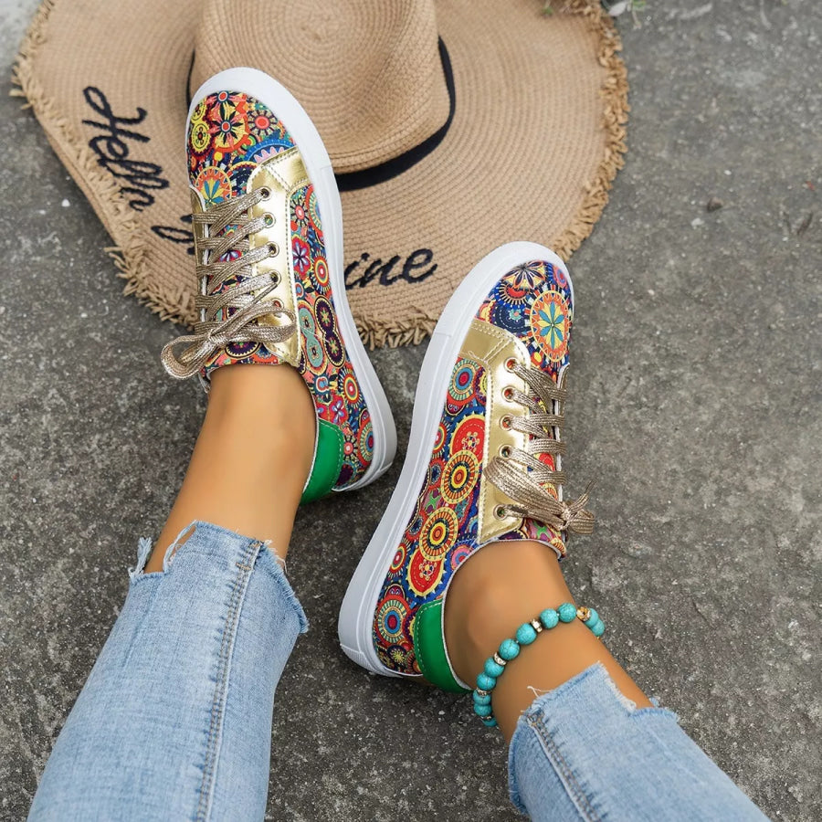 Printed Round Toe Sneakers Color / 36