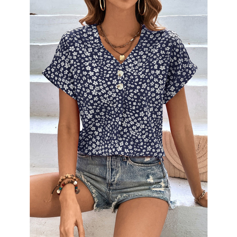 Printed V-Neck Short Sleeve Blouse Apparel and Accessories