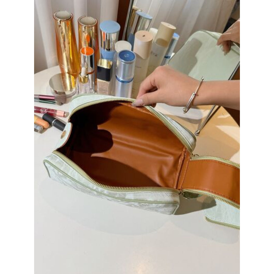 244645a0-0159-48cf-a01e-f2076fc42c8f-Min