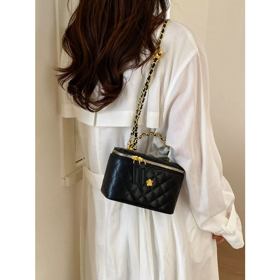 Quilted Chain Crossbody Bag Black / onesize Apparel and Accessories