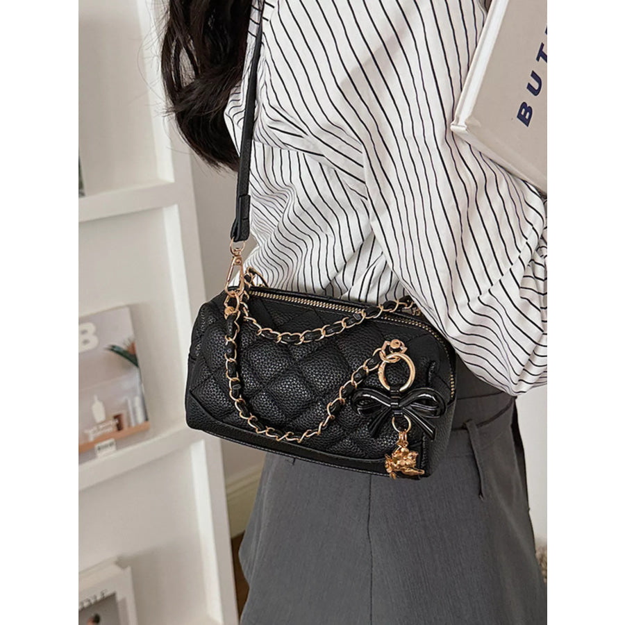 Quilted Chain Crossbody Bag Black / onesize Apparel and Accessories