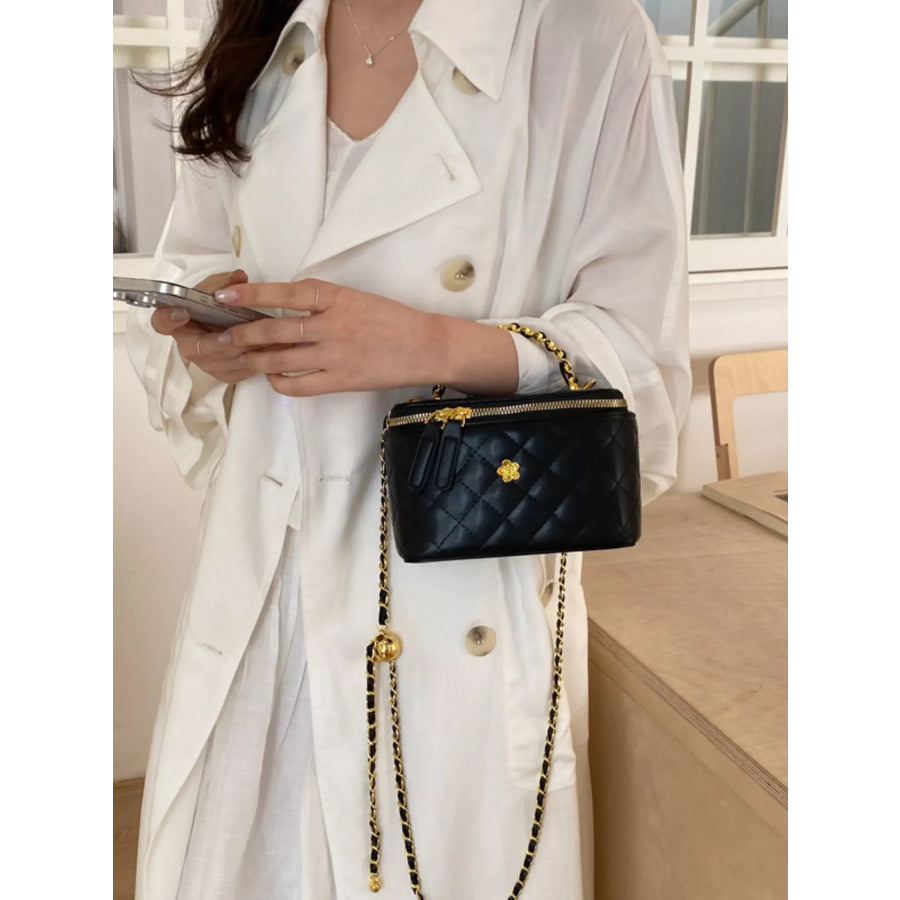 Quilted Chain Crossbody Bag Black / onesize Apparel and Accessories