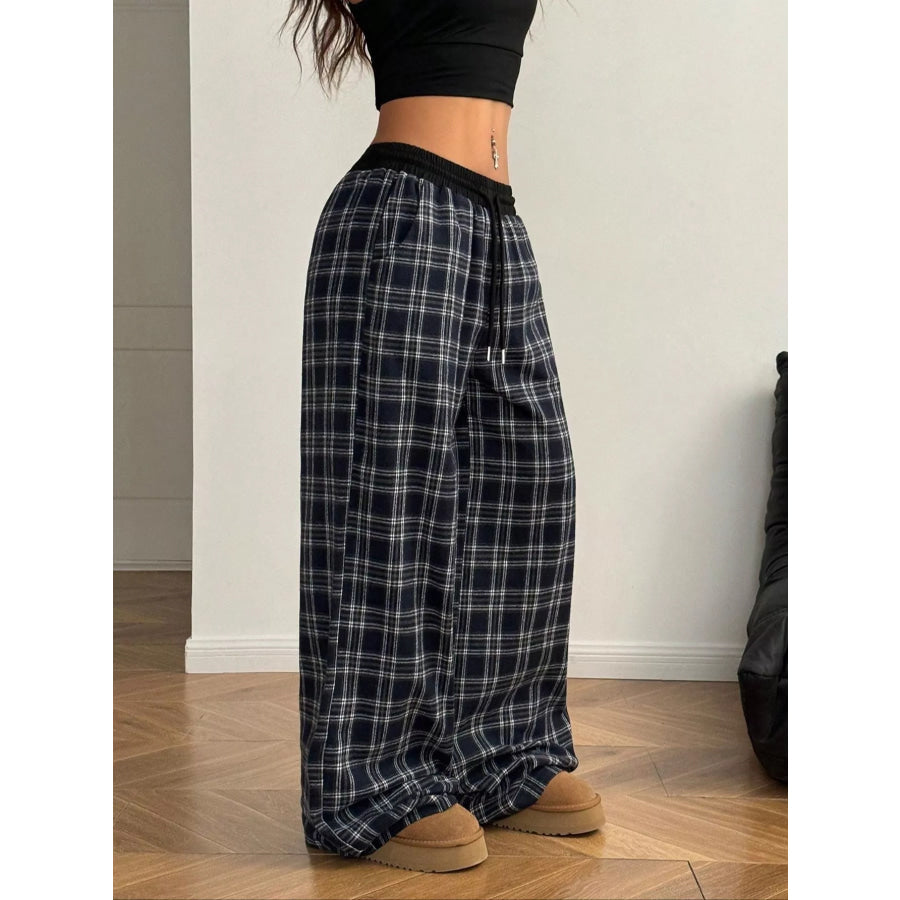 Relaxed Fit Plaid Pants Apparel and Accessories