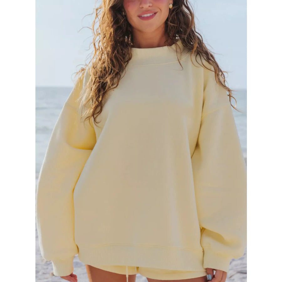 Relaxed Fit Round Neck Sweatshirt and Shorts Set Apparel and Accessories