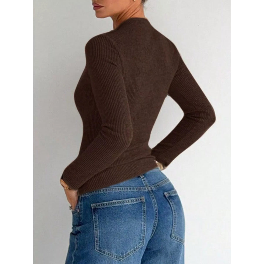 Ribbed Knit Long Sleeve T-Shirt with Metal Ring Cutout Detail