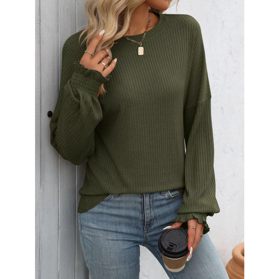 Ribbed Knit Ruffle Cuff T-Shirt Black Forest / S Apparel and Accessories