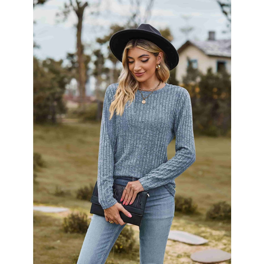 Ribbed Round Neck Long Sleeve Tee