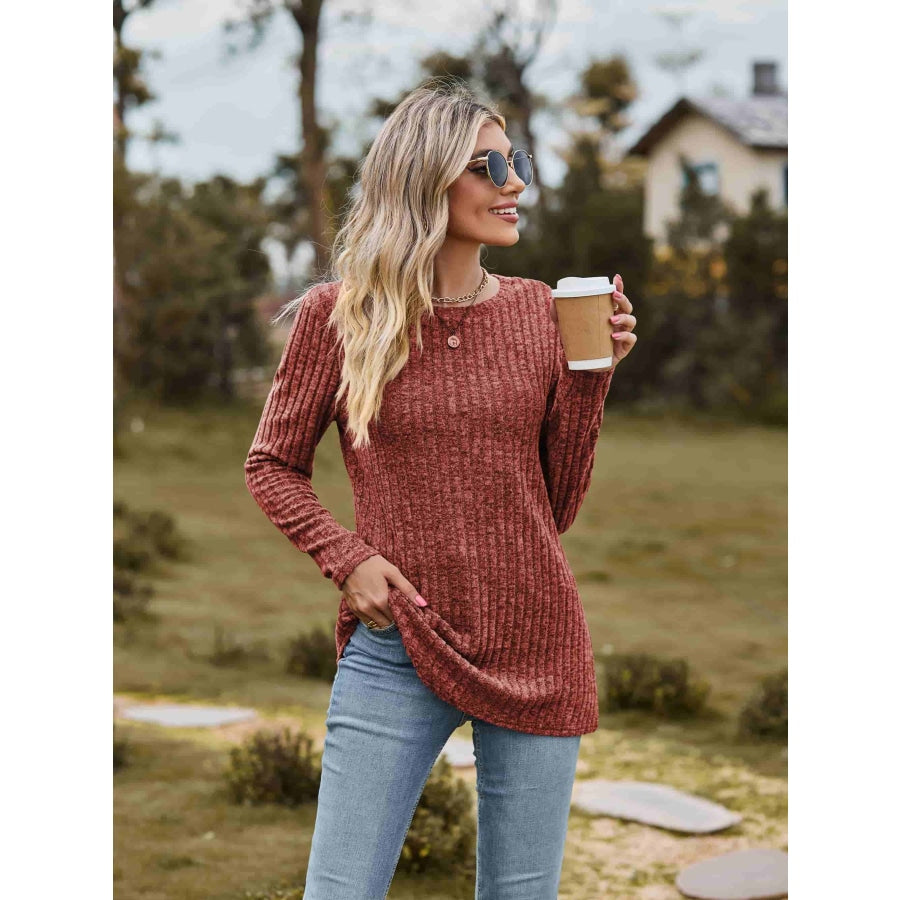 Ribbed Round Neck Long Sleeve Tee