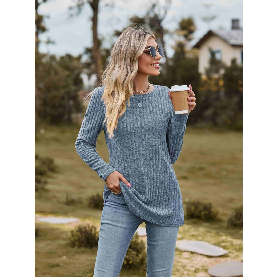 Ribbed Round Neck Long Sleeve Tee