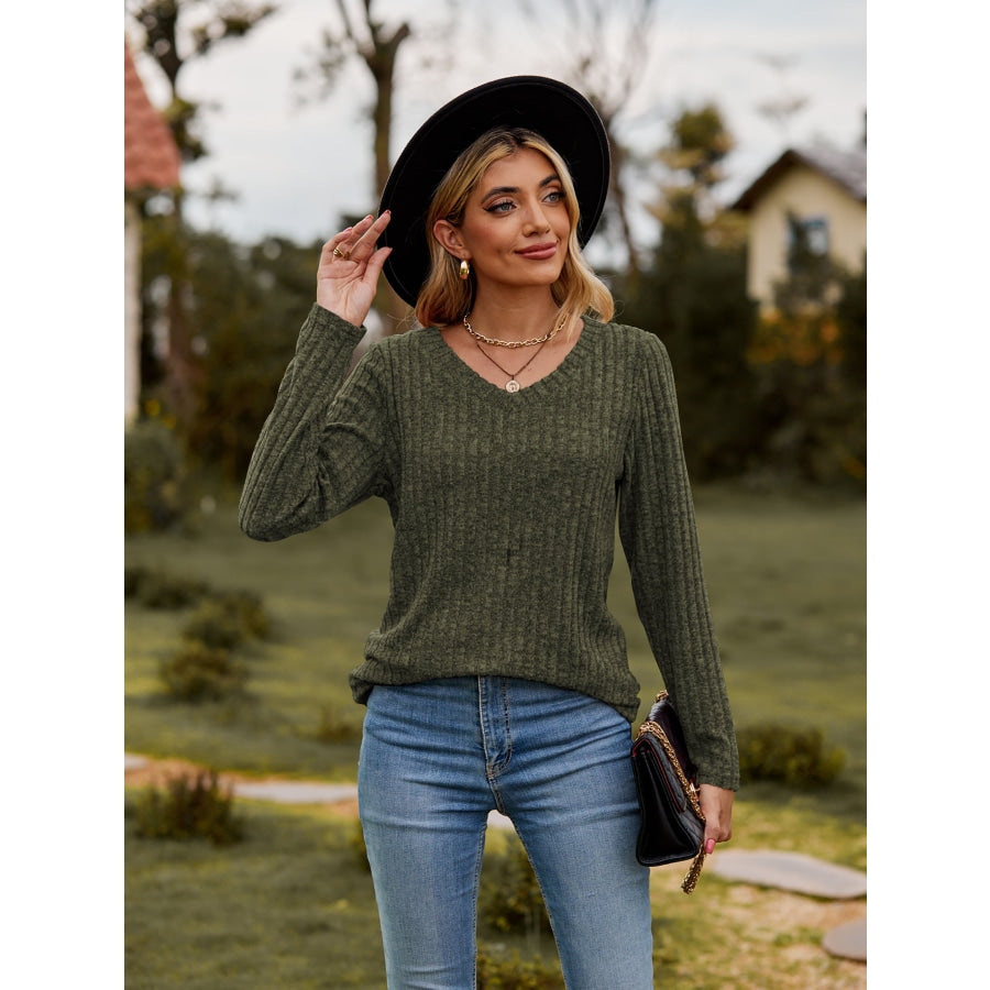 Ribbed V-Neck Long Sleeve Tee