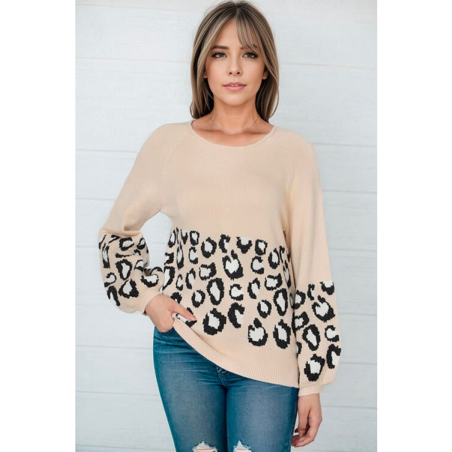 Round Neck Leopard Print Stitched Long-Sleeved Sweater Tan / S