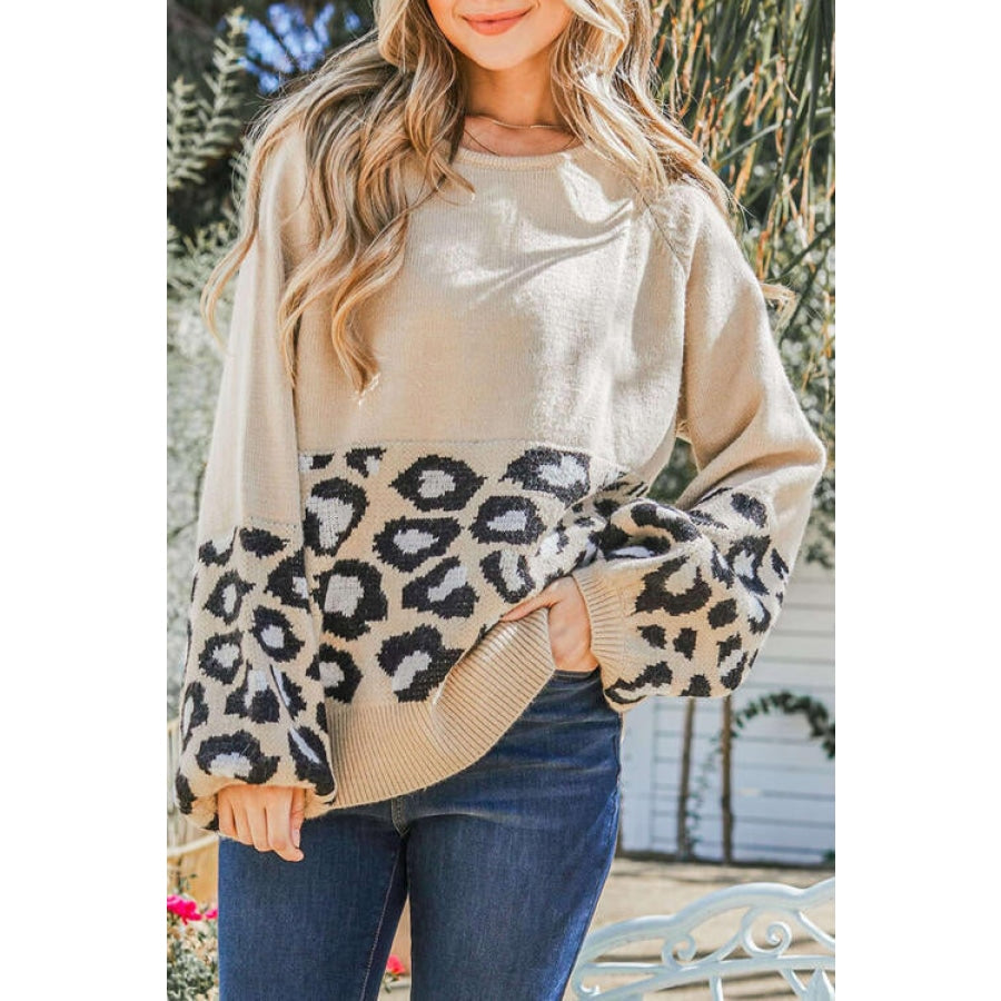 Round Neck Leopard Print Stitched Long-Sleeved Sweater