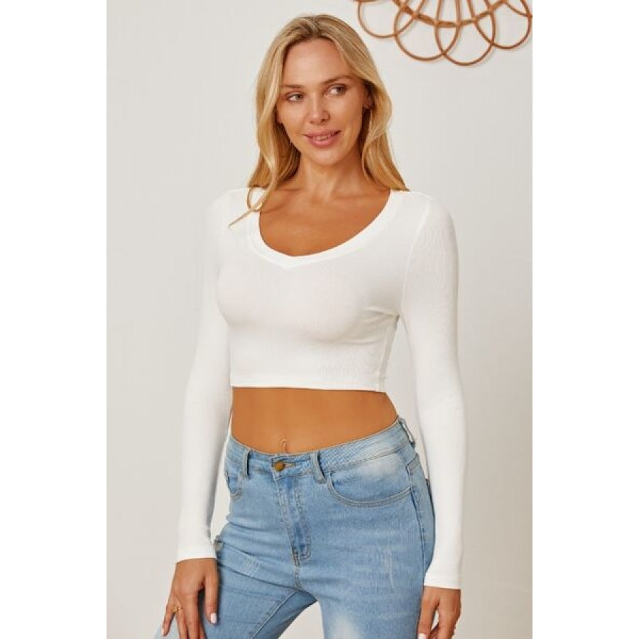 Round Neck Long Sleeve Cropped T-Shirt Clothing