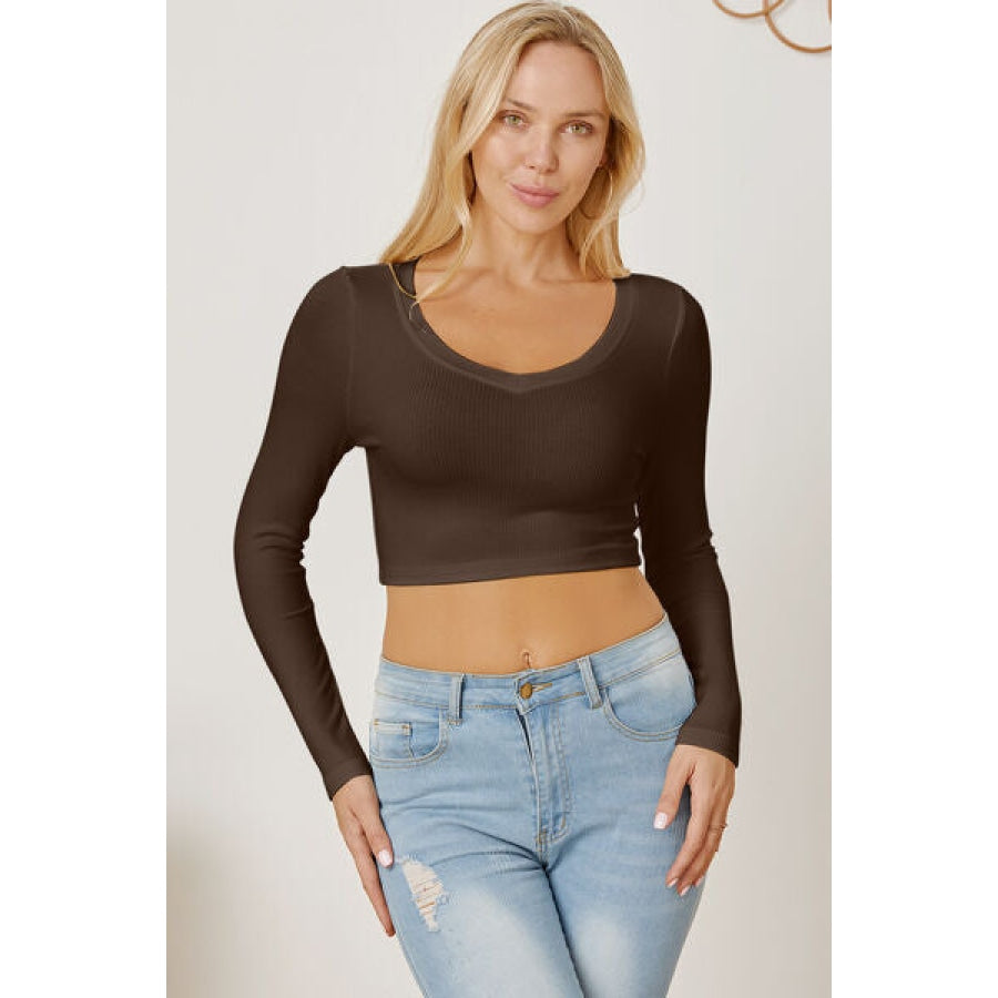 Round Neck Long Sleeve Cropped T-Shirt Clothing