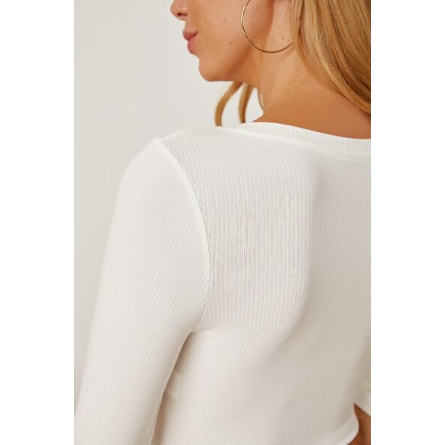 Round Neck Long Sleeve Cropped T-Shirt Clothing