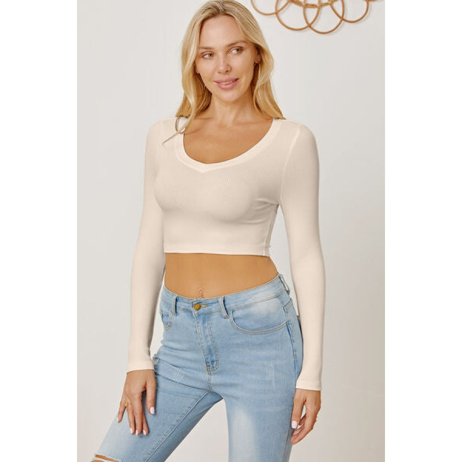 Round Neck Long Sleeve Cropped T-Shirt Clothing