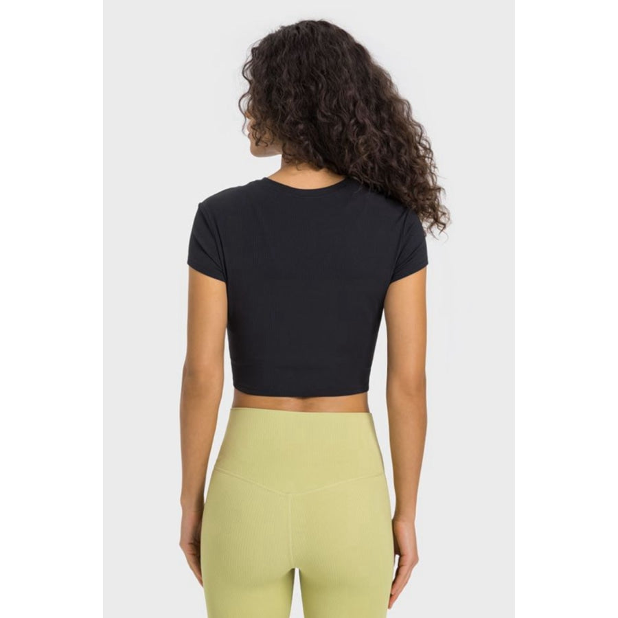 Round Neck Short Sleeve Cropped Sports T-Shirt