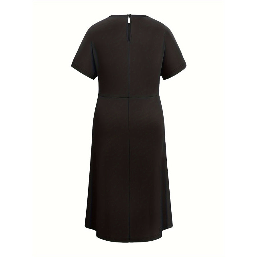 Round Neck Short Sleeve Midi Dress Apparel and Accessories