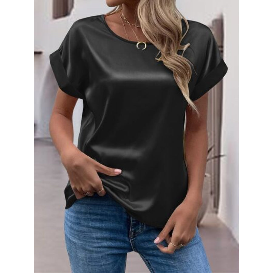 Round Neck Short Sleeve T - Shirt Black / S Apparel and Accessories