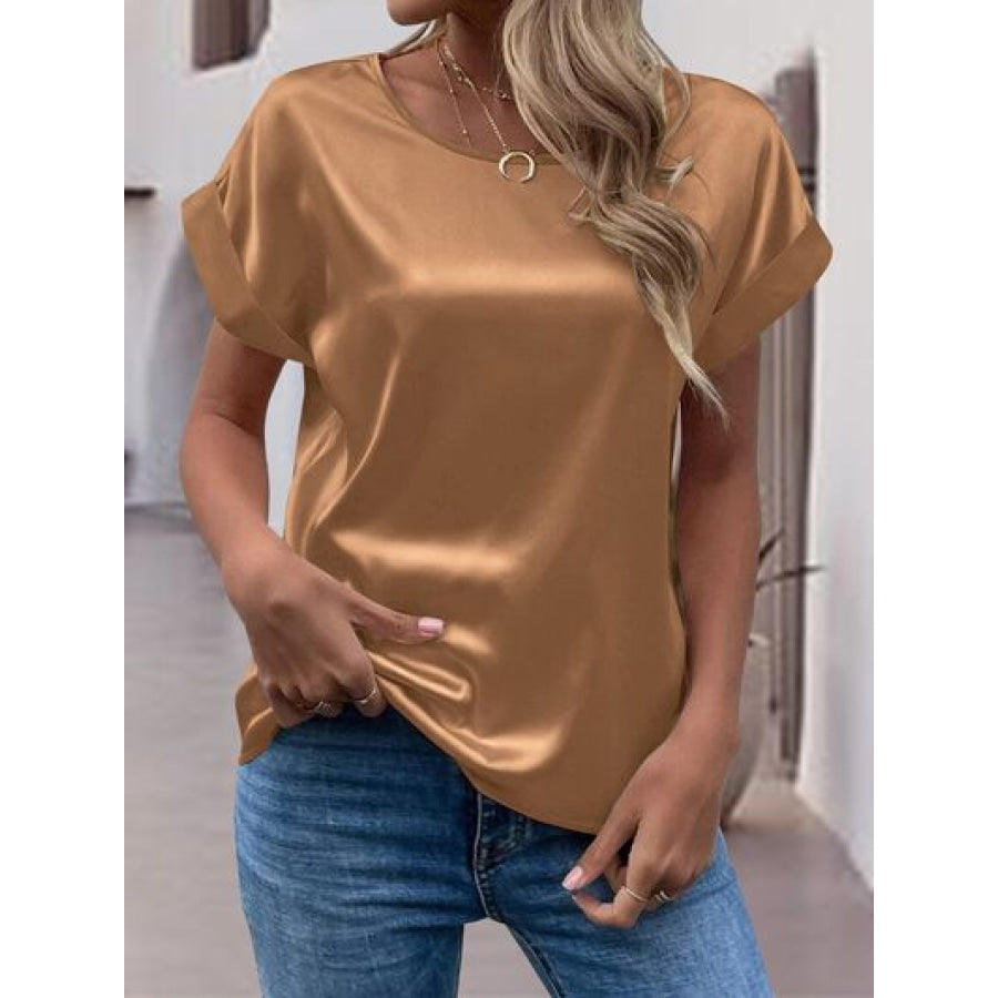 Round Neck Short Sleeve T - Shirt Caramel / S Apparel and Accessories