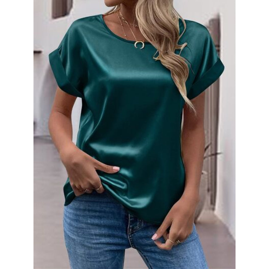 Round Neck Short Sleeve T - Shirt Green / S Apparel and Accessories