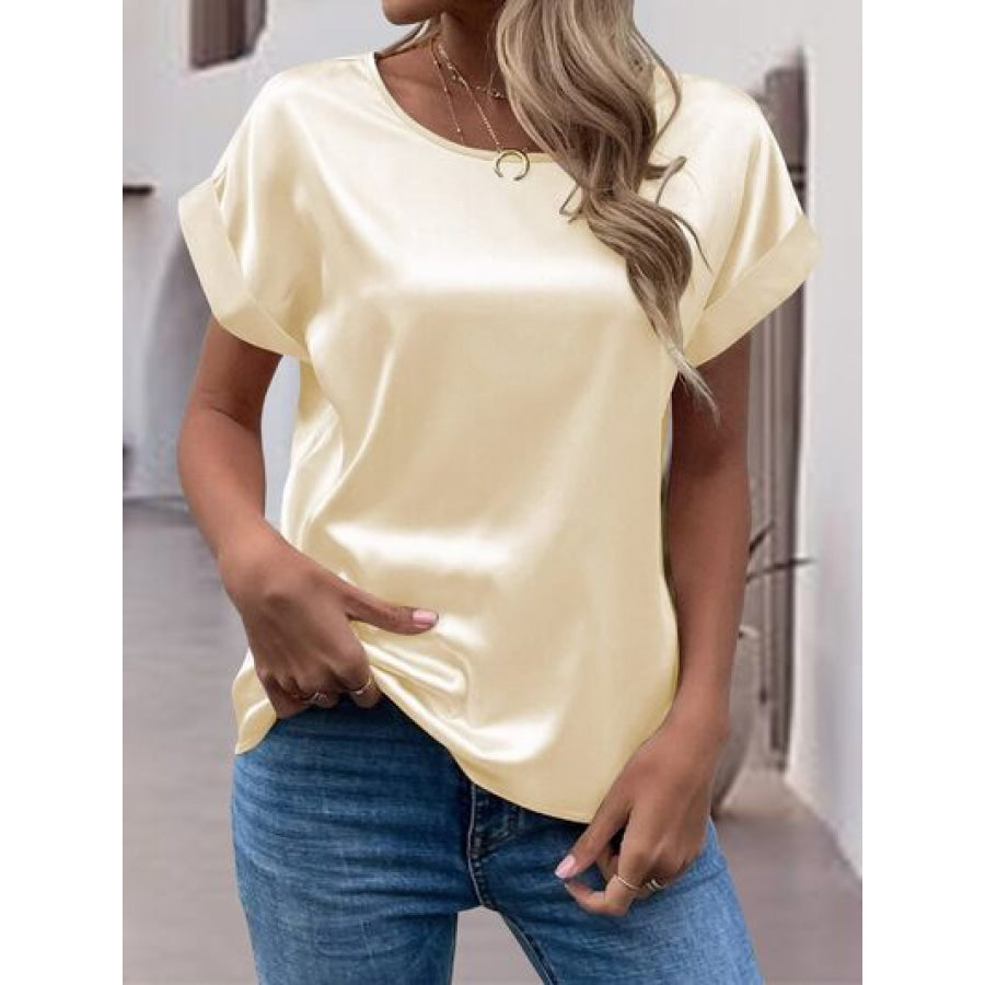 Round Neck Short Sleeve T - Shirt Ivory / S Apparel and Accessories