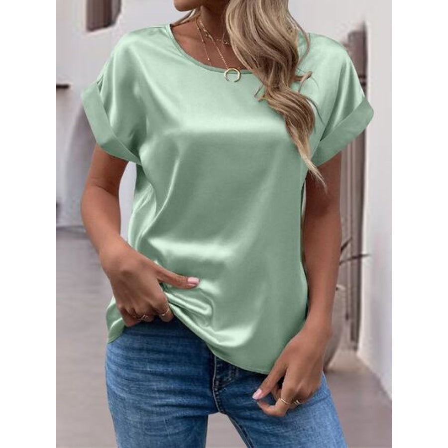 Round Neck Short Sleeve T - Shirt Light Green / S Apparel and Accessories