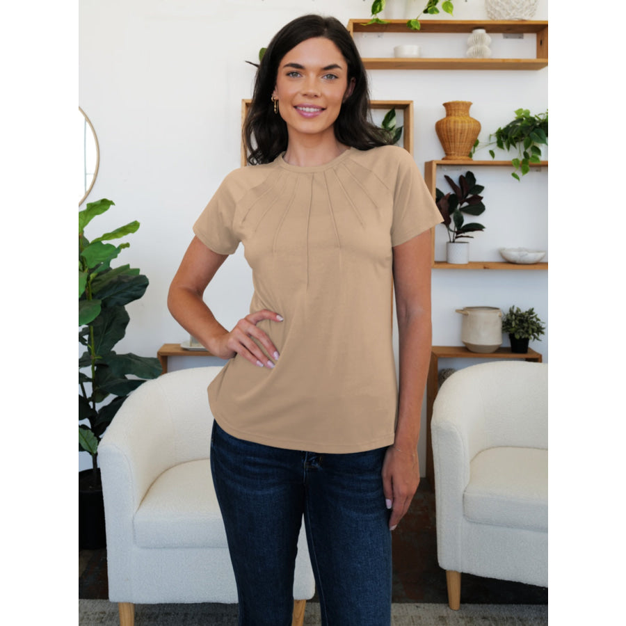 Round Neck Short Sleeve T-Shirt Tan / S Apparel and Accessories