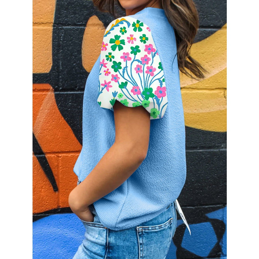 Round Neck Textured Contrast Floral Bubble Sleeve Blouse Apparel and Accessories